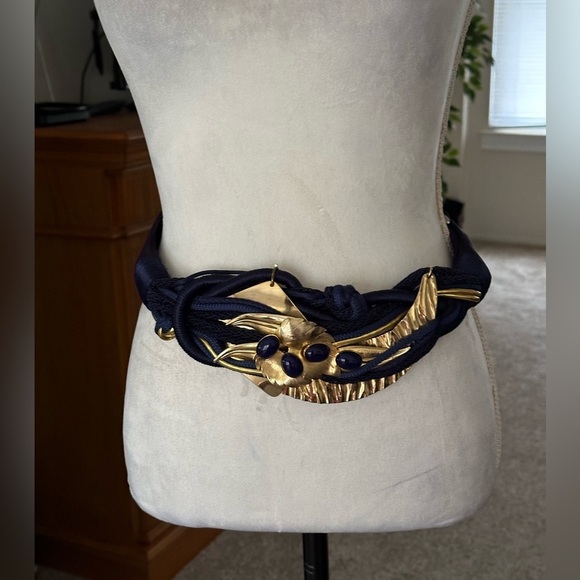 Carolyn Tanner Gold And Blue Statement Waist Belt - Picture 4 of 9